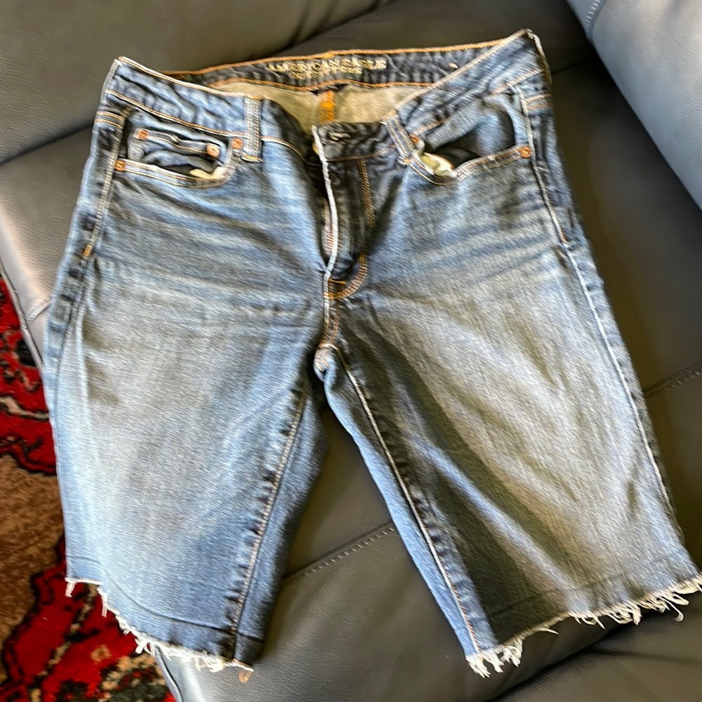 Womens skinny Bermuda shorts